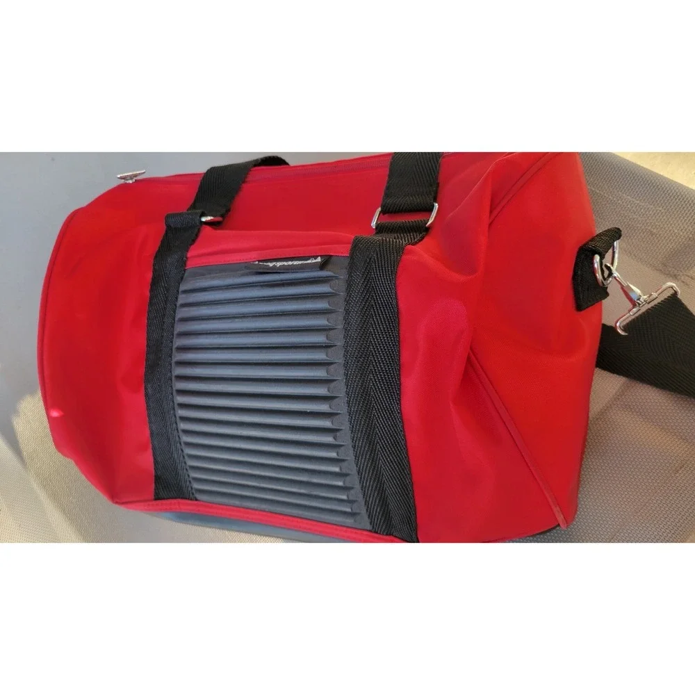 Le Coq Sportif Red Duffel Bag Shoulder Bag With Protective Panel